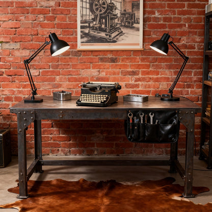 Black Adjustable Arm Industrial Office Table Lamp
